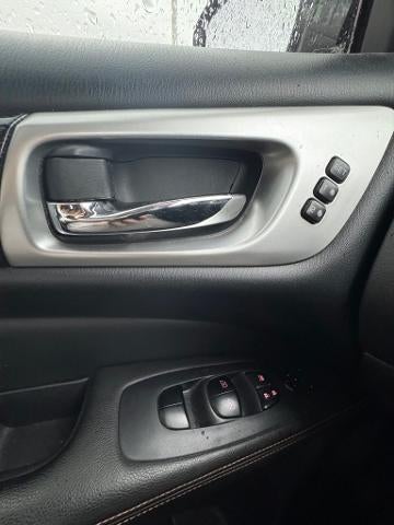 2019 Nissan Pathfinder FWD SL