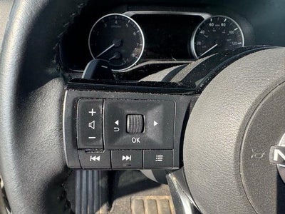 2022 Nissan Pathfinder SV 2WD