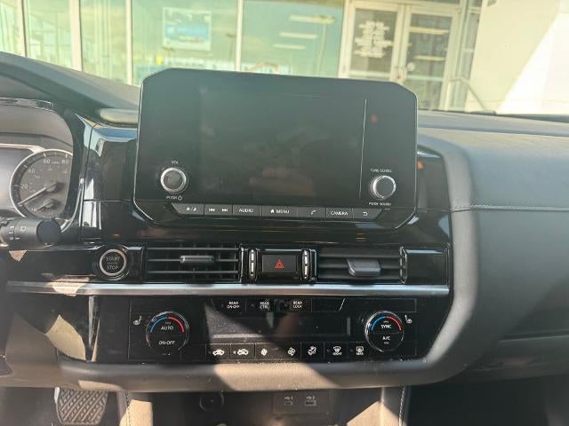 2022 Nissan Pathfinder SV 2WD