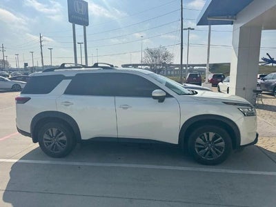2022 Nissan Pathfinder SV 2WD