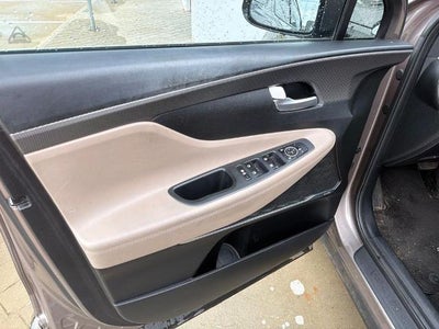 2019 Hyundai SANTA FE SEL Plus 2.4L Auto FWD