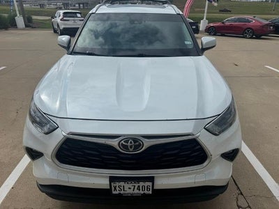 2023 Toyota Highlander XLE FWD (Natl)