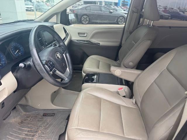 2020 Toyota Sienna XLE Premium FWD 8-Passenger (Natl)