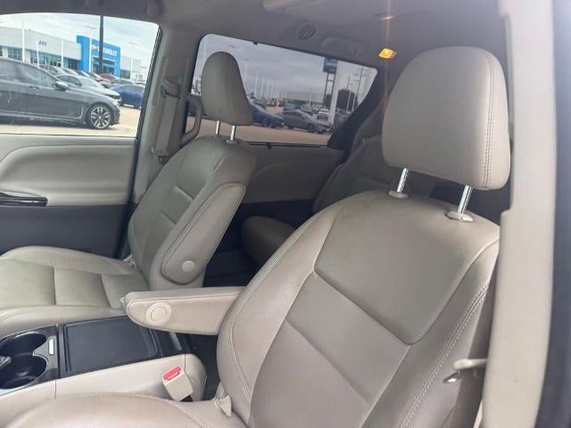 2020 Toyota Sienna XLE Premium FWD 8-Passenger (Natl)