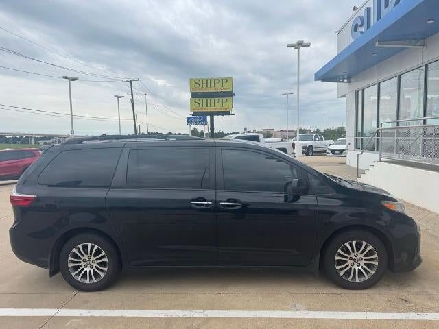 2020 Toyota Sienna XLE Premium FWD 8-Passenger (Natl)