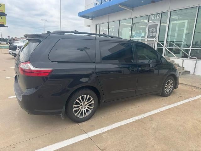 2020 Toyota Sienna XLE Premium FWD 8-Passenger (Natl)