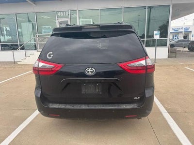 2020 Toyota Sienna XLE Premium FWD 8-Passenger (Natl)