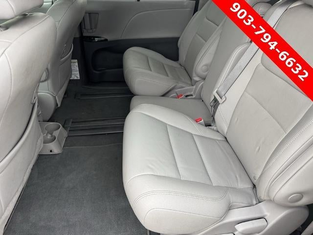 2020 Toyota Sienna XLE FWD 8-Passenger (Natl)