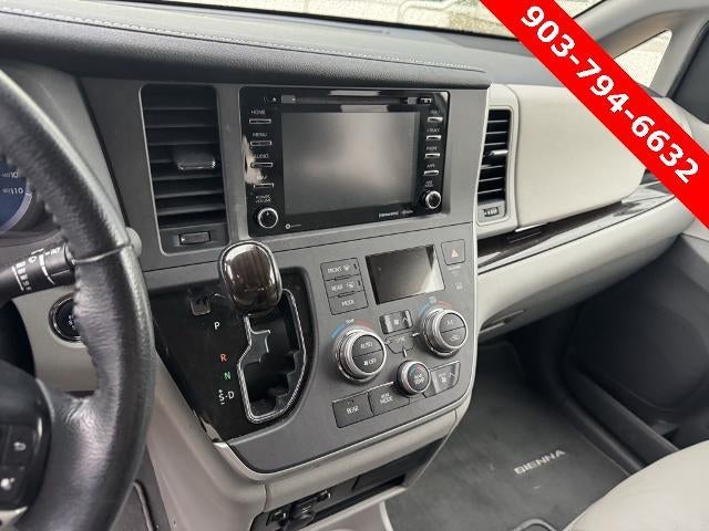 2020 Toyota Sienna XLE FWD 8-Passenger (Natl)