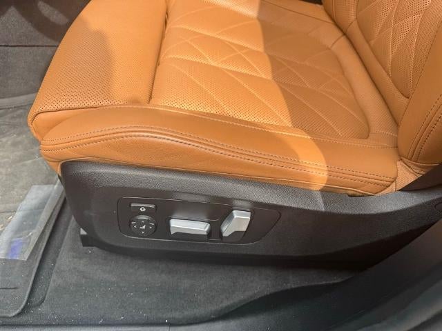 2025 BMW X5 xDrive40i Sports Activity Vehicle