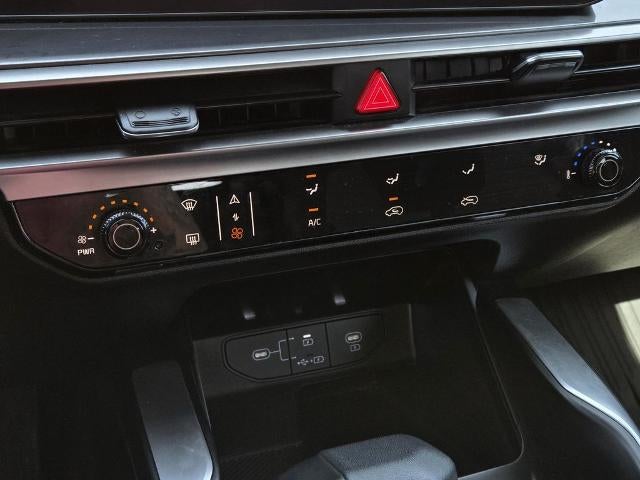 2024 Kia Sorento LX FWD