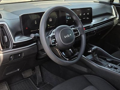 2024 Kia Sorento LX FWD