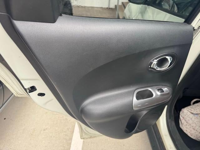 2011 Nissan JUKE 5dr Wgn I4 CVT S FWD