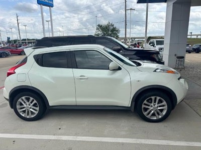 2011 Nissan JUKE 5dr Wgn I4 CVT S FWD