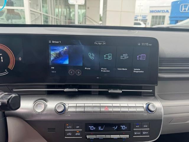 2024 Hyundai KONA SEL FWD