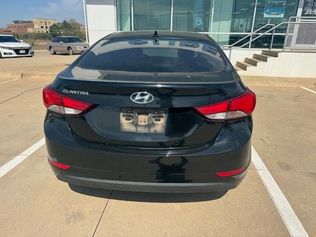 2016 Hyundai ELANTRA 4dr Sdn Auto SE