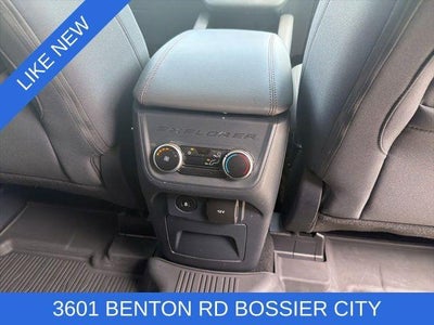 2025 Ford Explorer Active 4WD