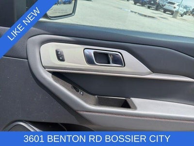 2025 Ford Explorer Active 4WD