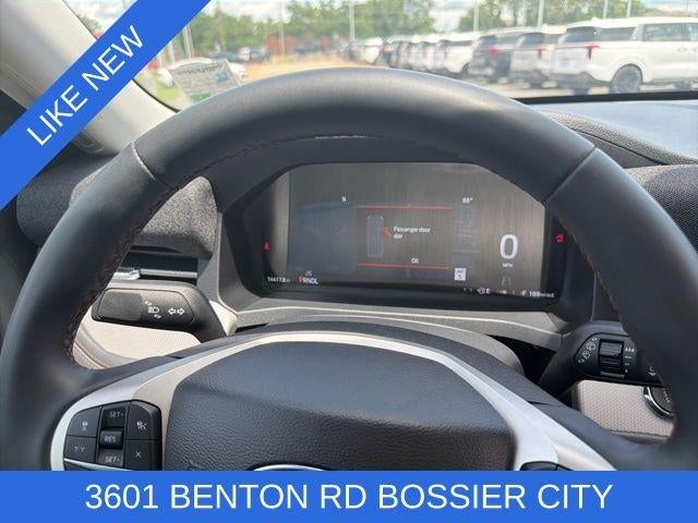 2025 Ford Explorer Active 4WD