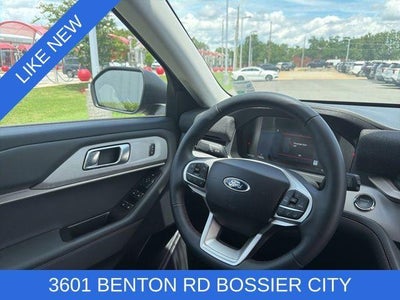 2025 Ford Explorer Active 4WD