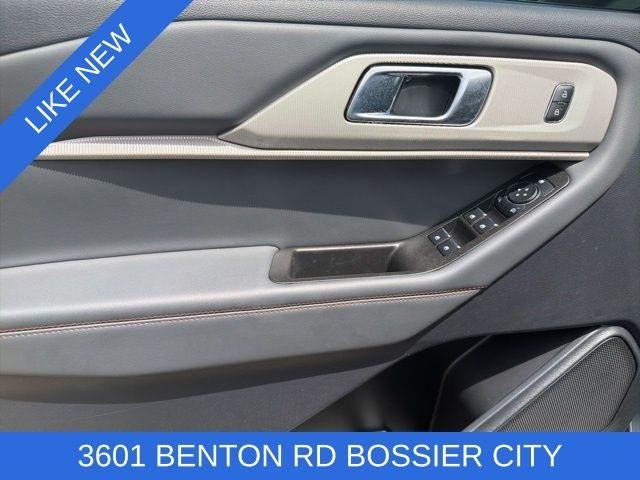 2025 Ford Explorer Active 4WD