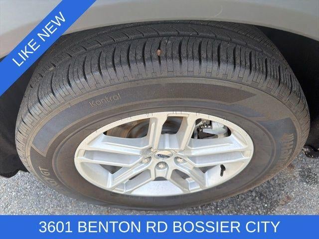 2025 Ford Explorer Active 4WD