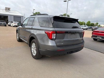 2025 Ford Explorer Active 4WD
