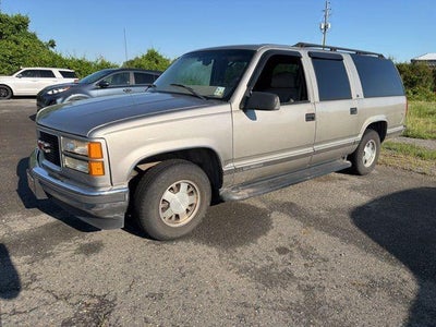 1999 GMC Suburban SLT