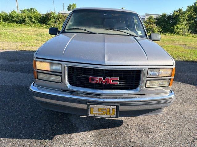 1999 GMC Suburban SLT