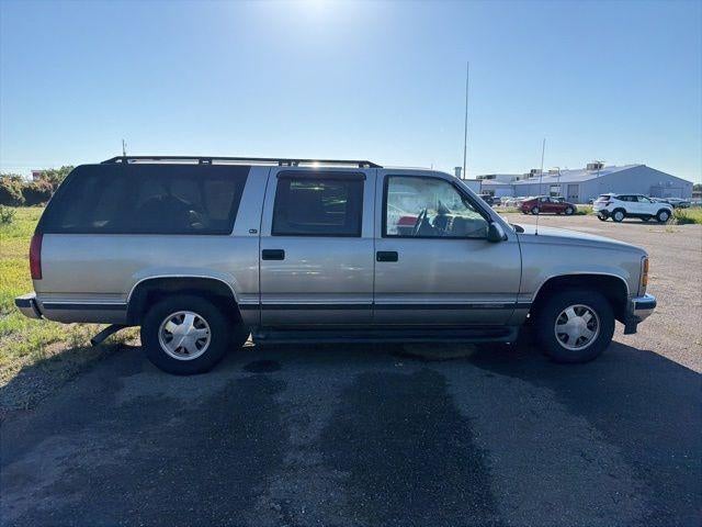 1999 GMC Suburban SLT