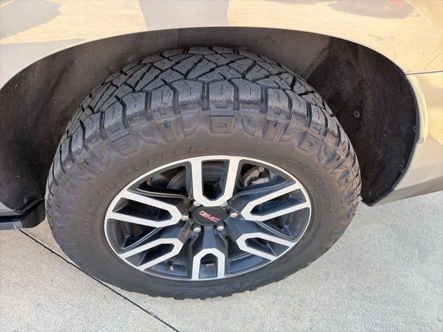 2023 GMC Yukon XL 4WD 4dr AT4