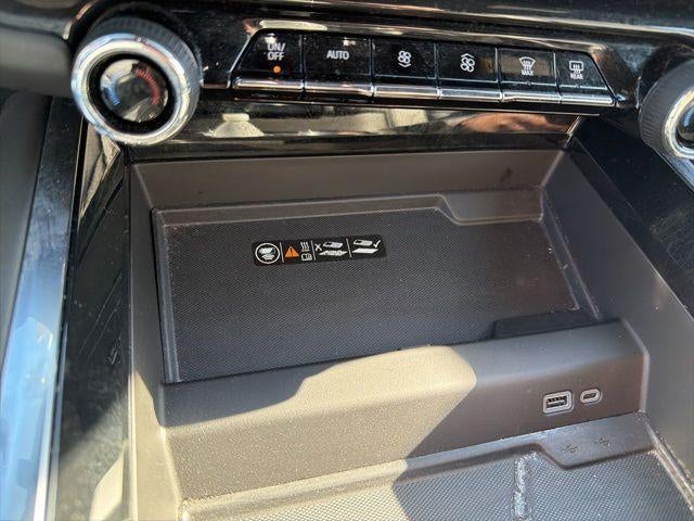 2025 Chevrolet Tahoe 4WD LT