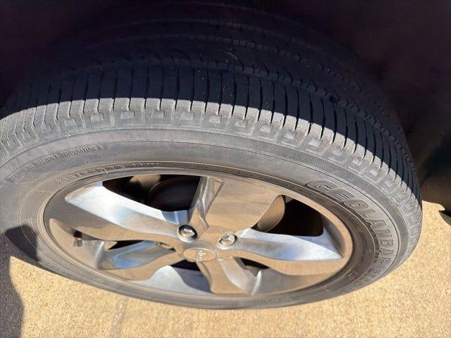 2011 Jeep Grand Cherokee RWD 4dr Limited
