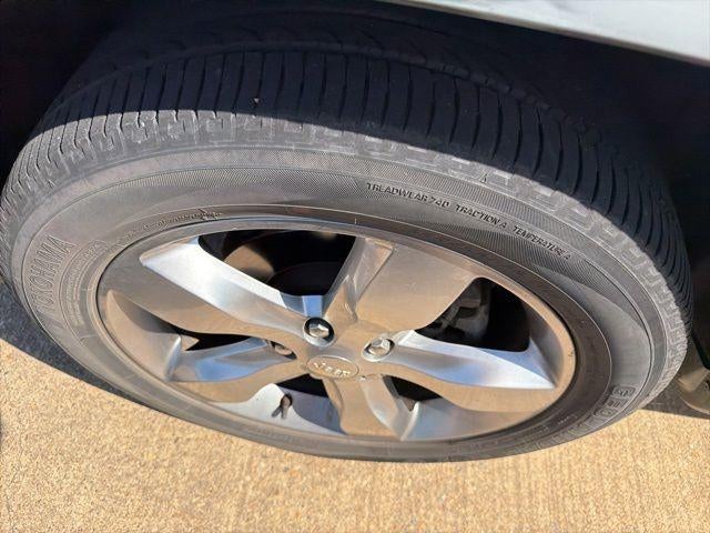 2011 Jeep Grand Cherokee RWD 4dr Limited