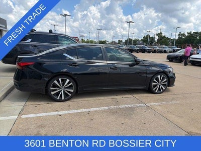 2020 Nissan Altima 2.5 SR Sedan