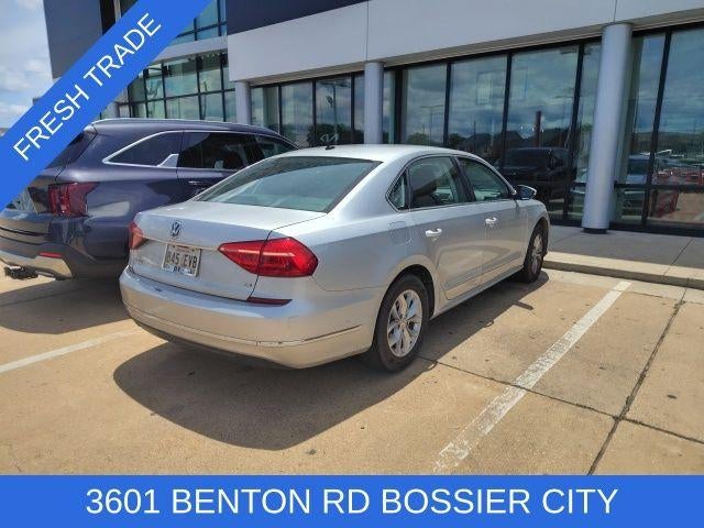 2016 Volkswagen Passat 4dr Sdn 1.8T Auto S PZEV