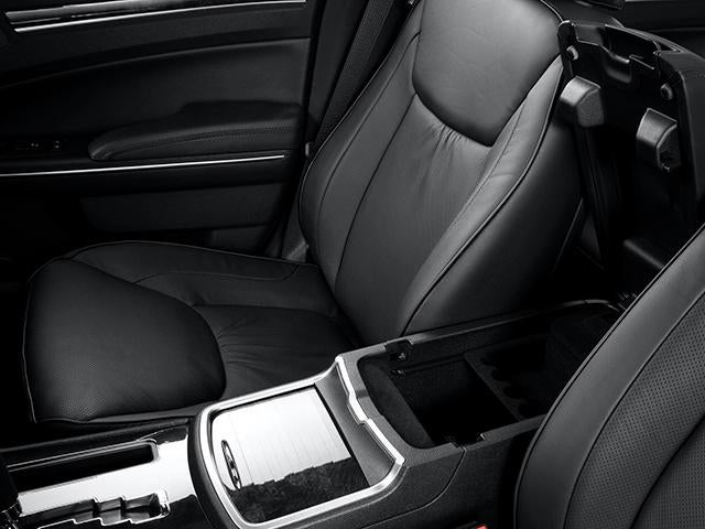 2014 Chrysler 300 4dr Sdn 300C RWD