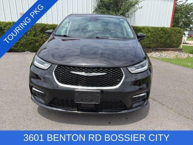 2024 Chrysler Pacifica Touring L FWD
