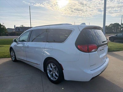 2019 Chrysler Pacifica Touring L FWD
