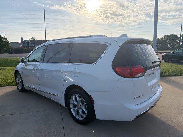 2019 Chrysler Pacifica Touring L FWD