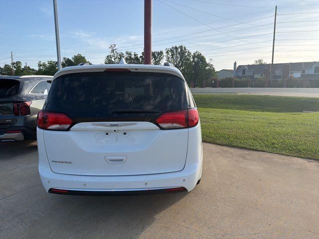 2019 Chrysler Pacifica Touring L FWD