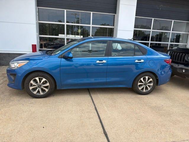 2022 Kia Rio S IVT