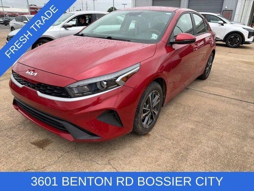 2024 Kia Forte LXS IVT