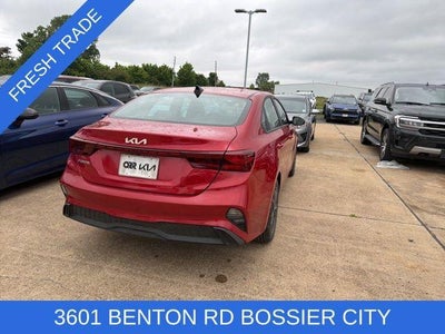 2024 Kia Forte LXS IVT