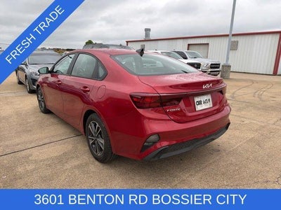 2024 Kia Forte LXS IVT