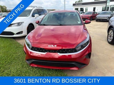 2024 Kia Forte LXS IVT