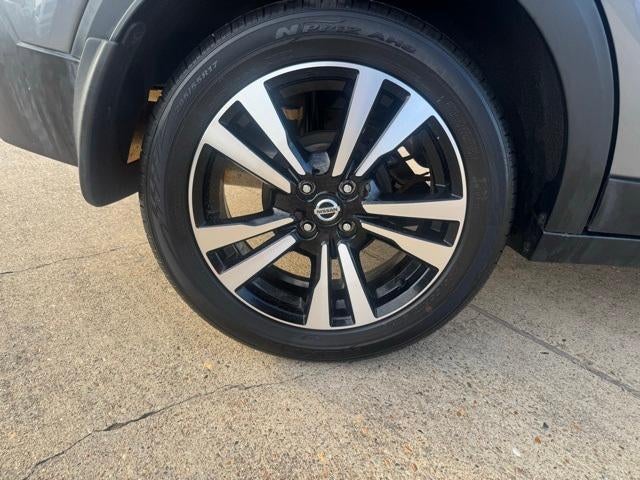 2020 Nissan Kicks SR FWD