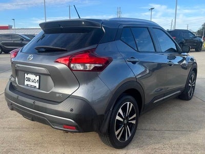 2020 Nissan Kicks SR FWD