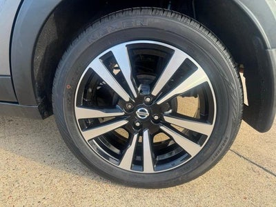 2020 Nissan Kicks SR FWD