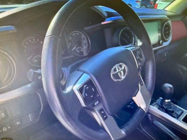 2023 Toyota Tacoma 4WD 4WD SR5 Double Cab 6' Bed V6 AT (Natl)